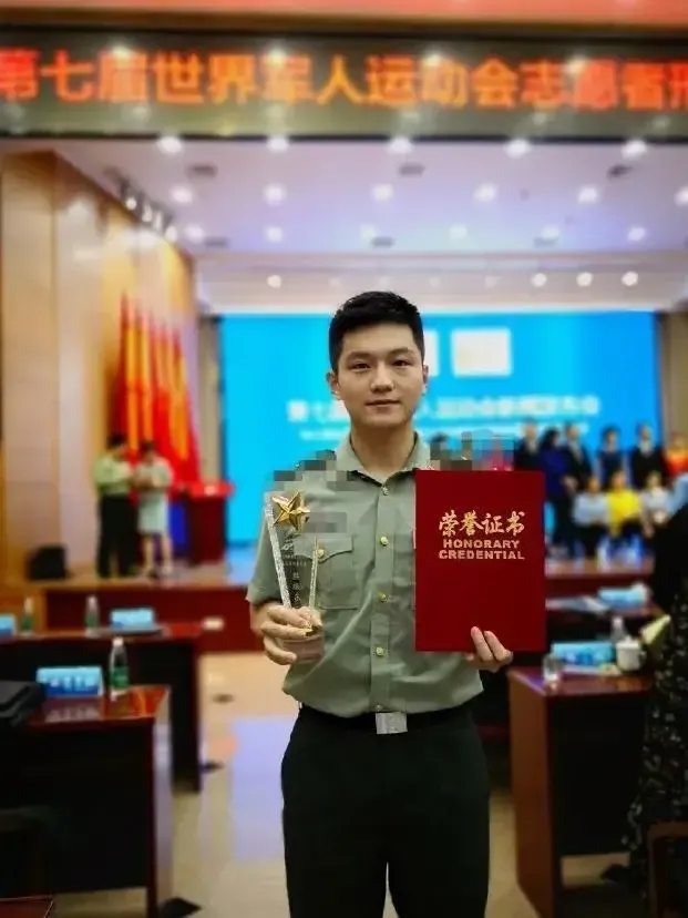 樊振东为什么是军人，樊振东军衔是什么级别