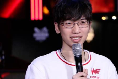 英雄联盟957为什么叫腿哥（《LOL》WE957腿哥称号由来）