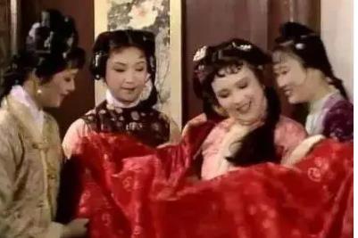 《红楼梦》中薛宝琴是谁？薛宝琴的结局如何？